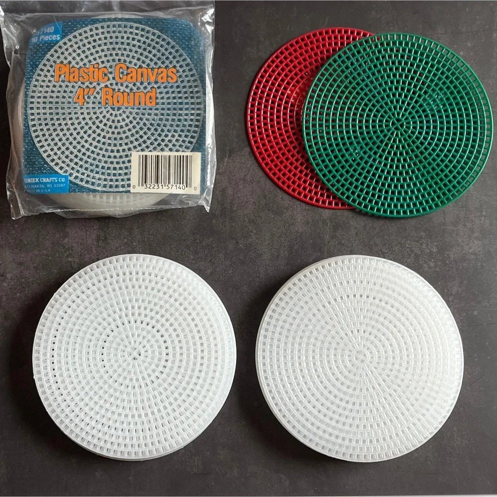 Uniek Crafts Plastic Canvas 4